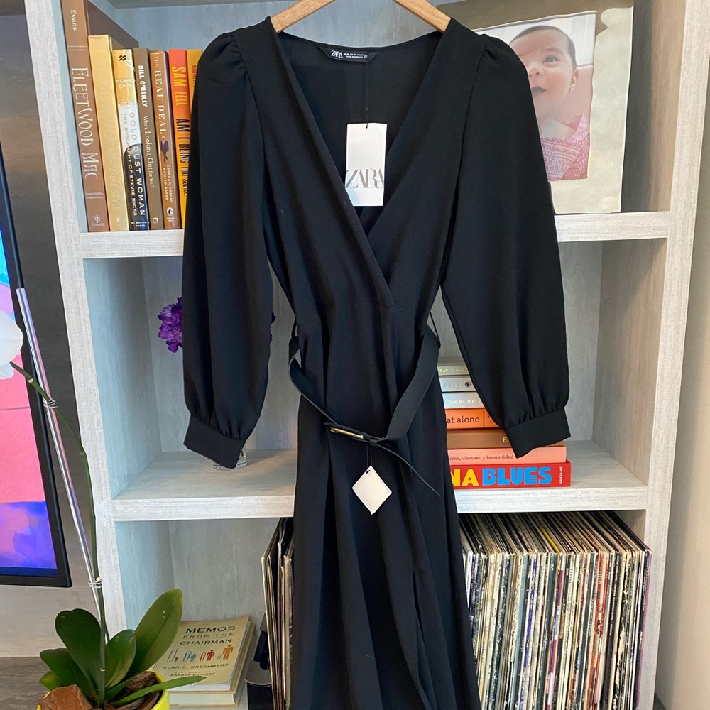 Never worn mid length Zara float dress with belt